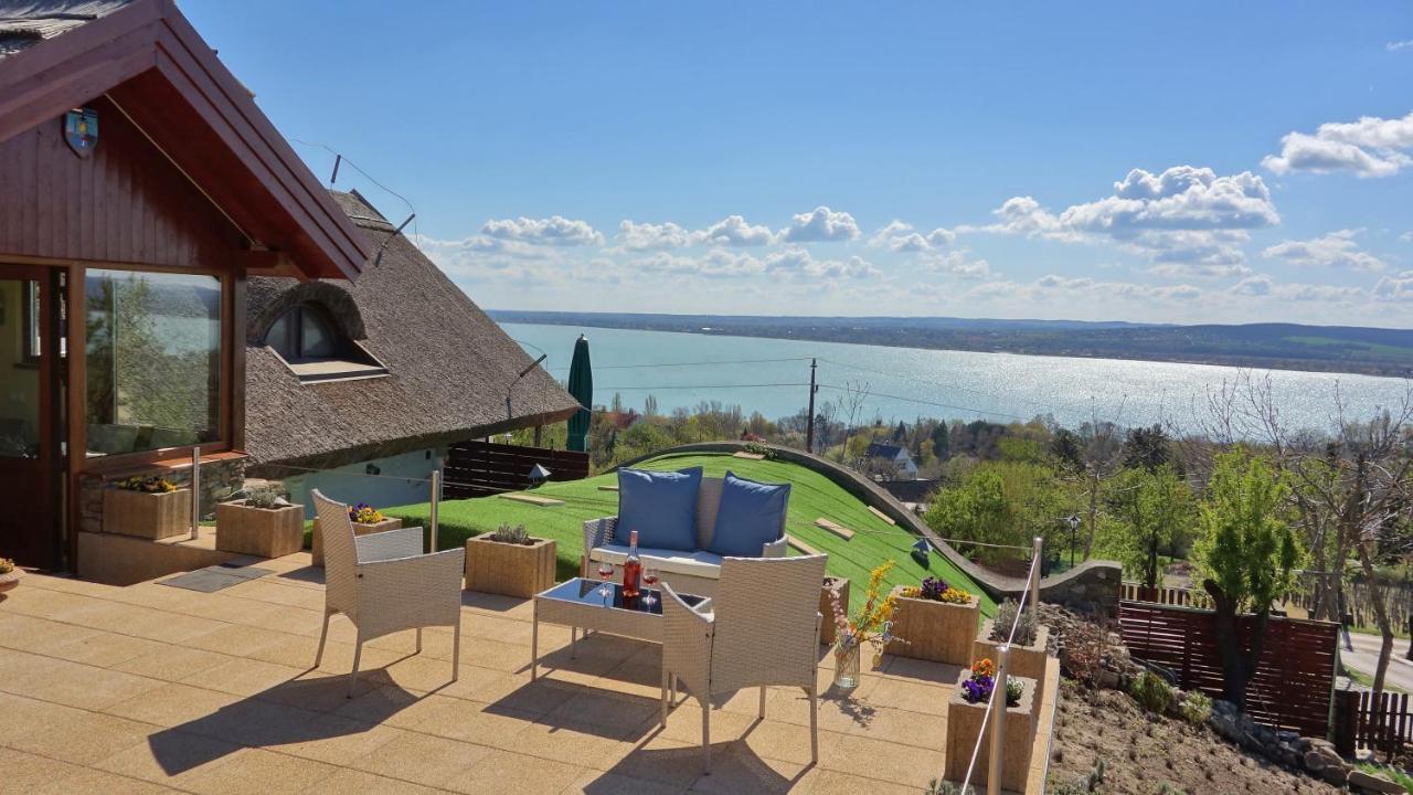 Ferenc Vendeghaz Hotel Tihany Exterior photo